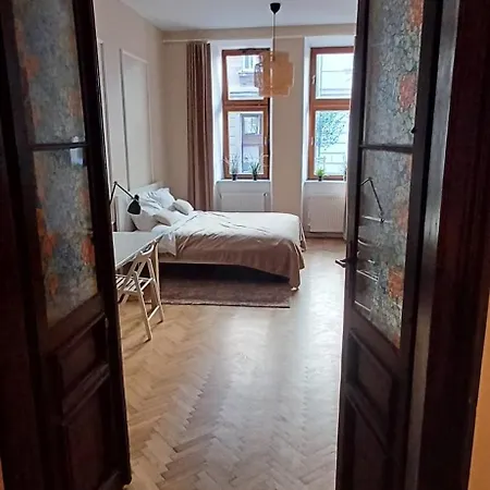 Center 2 Separte 1 Kitchen Very Quite 70m Apartment *